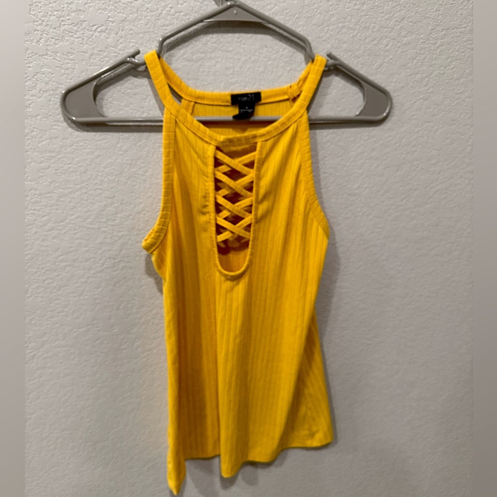 Excellent condition yellow halter top